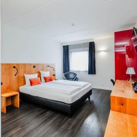 Hotel Corsendonk Viane，位于蒂伦豪特的酒店