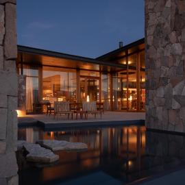 Tierra Atacama, Beckons