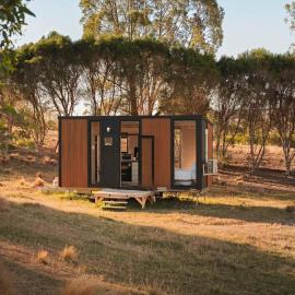 Rowsley Valley Tiny House 1 by Tiny Away，位于Ingliston的酒店