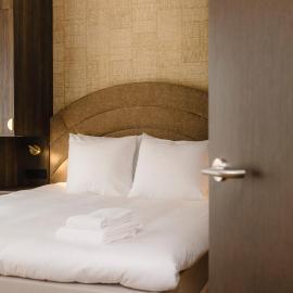 Hotel Philippe Suites I Kloeg Collection，位于菲律宾的酒店
