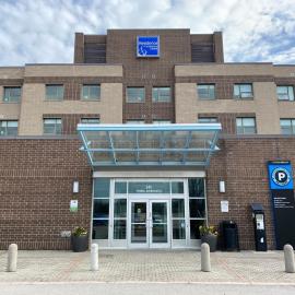 Residence & Conference Centre - Hamilton，位于汉密尔顿的酒店