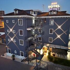 Momi's Hotel，位于Cavarzere的酒店