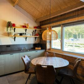 HoeveLieshout - Lux 4 persoons platteland appartement，位于韦尔特的酒店