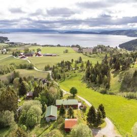 Adventure house Katrine，位于Mosvik的酒店