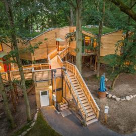 BIO-Hotel Kenners LandLust，位于Göhrde的酒店