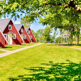 Borstahusen Campingresort，位于兰斯克鲁纳的酒店