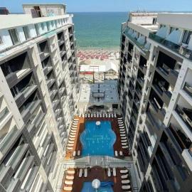 HF - Mamaia Nord Building Resort，位于北马马亚-讷沃达里的酒店