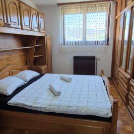 Center Heritage Apartment，位于泰斯利奇的酒店