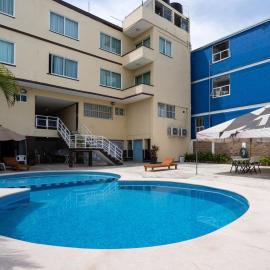 Capital O Hotel Los Caracoles, Acapulco，位于阿卡普尔科的酒店