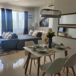 Island Comfort Studio Pool Gym Near Airport Puerto Prinsesa, Palawan，位于公主港的酒店