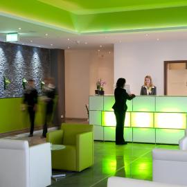 Panorama Hotel Schweinfurt，位于施韦因福特的酒店
