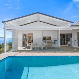 Vista Port Stephens - Luxurious Coastal Retreat，位于科莱特的酒店