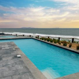 Condo Playas TJ with Balcony，位于提华纳的酒店