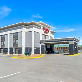 Hampton Inn Jonesboro,位于琼斯伯勒的酒店