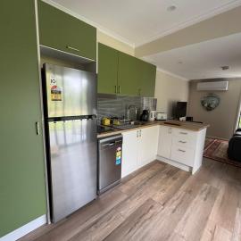 Blackbird Cottage Tiny Home，位于Thirlmere的酒店
