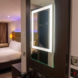 SHARNBROOK INN self contained guest unit AIR CONDITIONED Santa Pod，位于贝德福德的酒店