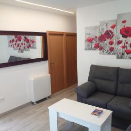 Apartamento de 2 habitaciones，位于赫塔费的酒店