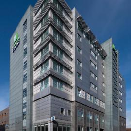 Holiday Inn Express Swindon City Centre by IHG,位于史云顿的酒店