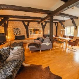 Romantische, alte Wassermühle，位于Rieste的酒店