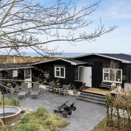 Beautiful Home In Malling，位于Malling的酒店