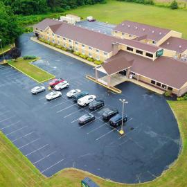 Quality Inn & Suites Harrington - Milford，位于哈灵顿的酒店