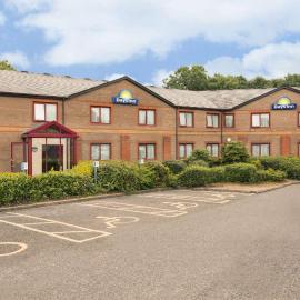 Days Inn Magor，位于梅戈的酒店