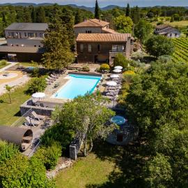 Logis Auberge Les Murets Hotel Restaurant Spa,位于Chandolas的酒店