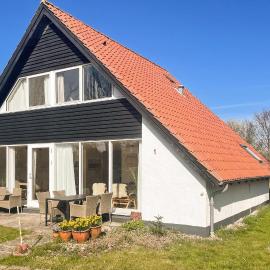 Lovely Home In Gedser With Wifi，位于盖瑟的酒店