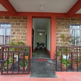 Krang Suri Home Stay，位于Jarain的酒店
