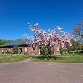 Farm-Chalets Apartment Park，位于Renzow的酒店