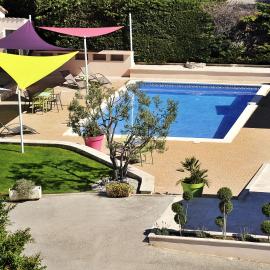 Appart hotel Marseille Aéroport，位于维特罗勒的酒店