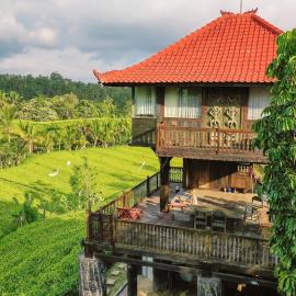 The Ravaya Arim Villa -Peaceful, Romantic, Natural，位于Blimbing的酒店