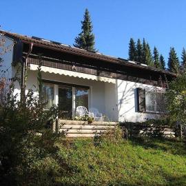 Ferienhaus Rehpfad im Feriendorf Reichenbach 13，位于内森尔旺的酒店