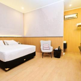 Berlian Abadi Hotel by Sinergi,位于外南梦的酒店