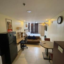 Antel Spa Residences 9D，位于马卡蒂的酒店