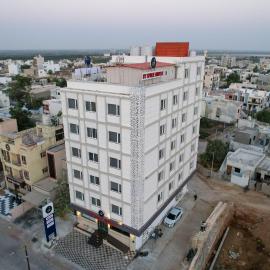 Sudarshan Palace By Spree，位于德瓦尔卡的酒店