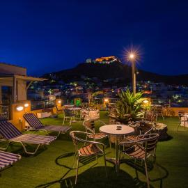 Elefteria Hotel，位于阿齐亚马利那的酒店