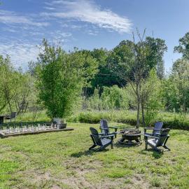 Pet-Friendly Cosby Cabin w/ Creek Access!