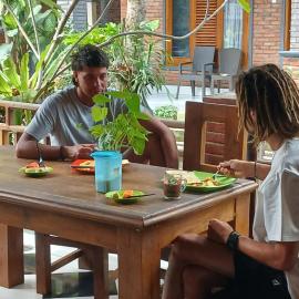 Dannyjuljol homestay，位于Dompu的酒店
