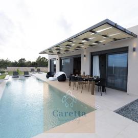 Gem Villas Luxury Sea View，位于卡拉瓦杜斯的酒店