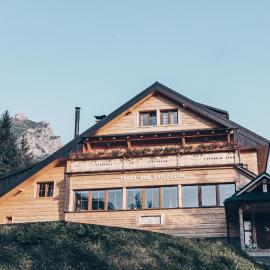 Rekreačný dom - Chata pod Lampášom，位于特尔乔夫的酒店