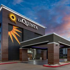 La Quinta by Wyndham Houston Stafford Sugarland,位于斯塔福德的酒店