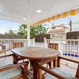 Hauzify I Casa Ribera，位于库尼特的酒店