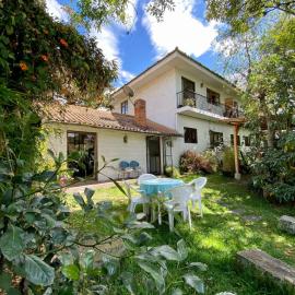 Apartamentos Otorongo，位于昆卡的酒店
