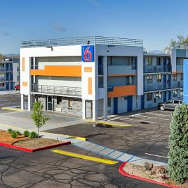 Motel 6- Denver, CO Downtown，位于丹佛的酒店
