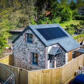Welcome Lodge - 1 Bedroom Cottage - Llanrhidian，位于Llanrhidian的酒店