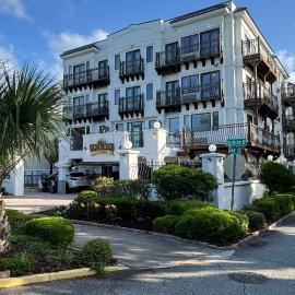 Ocean Inn & Suites，位于圣西蒙斯岛的酒店