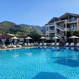 Korina Hotel