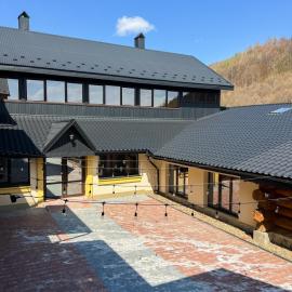 Slorung Wellness Resort，位于Sloboda的酒店