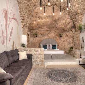 בראשית - סוויטות בוטיק בצפת העתיקה - Beresheet - Boutique Suites in the Old City,位于萨法德的酒店